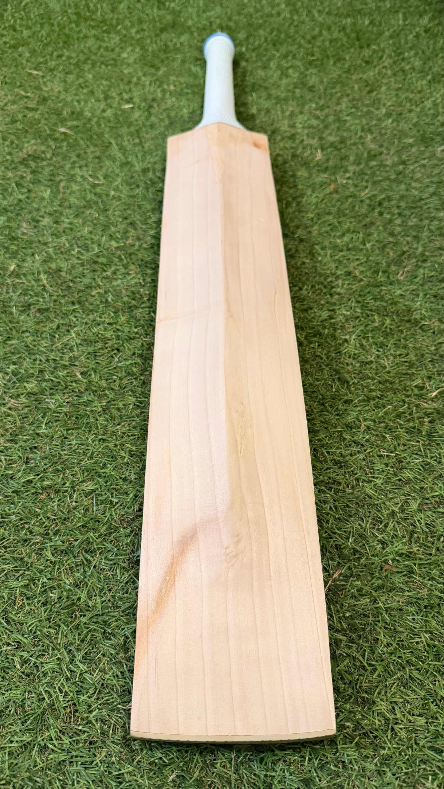HK Reserve English Willow Cricket Bat - UK MADE