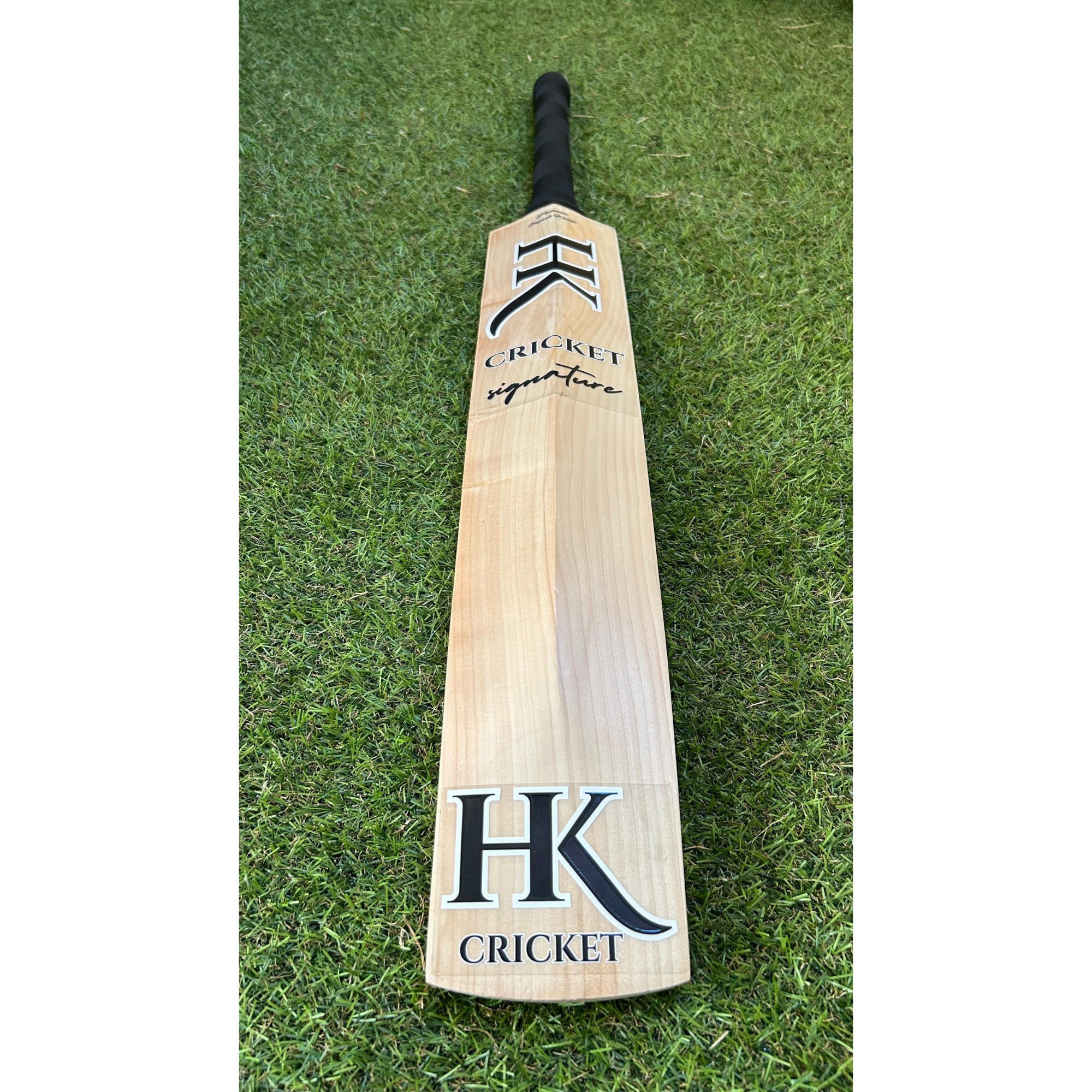 HK Signature English Willow Cricket Bat – Handmade! - Image 3