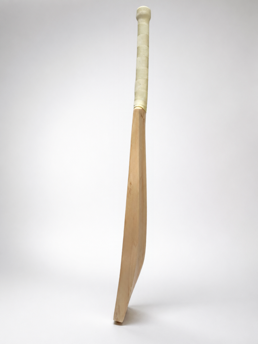 HK Performance Grade English Willow Cricket Bat #HK031 - Image 3
