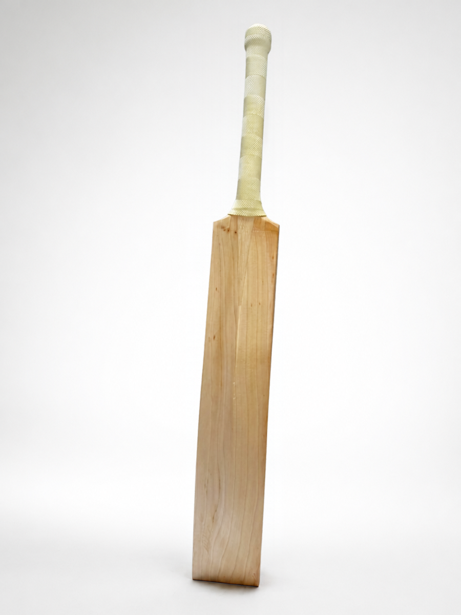 HK Performance Grade English Willow Cricket Bat #HK031 - Image 4