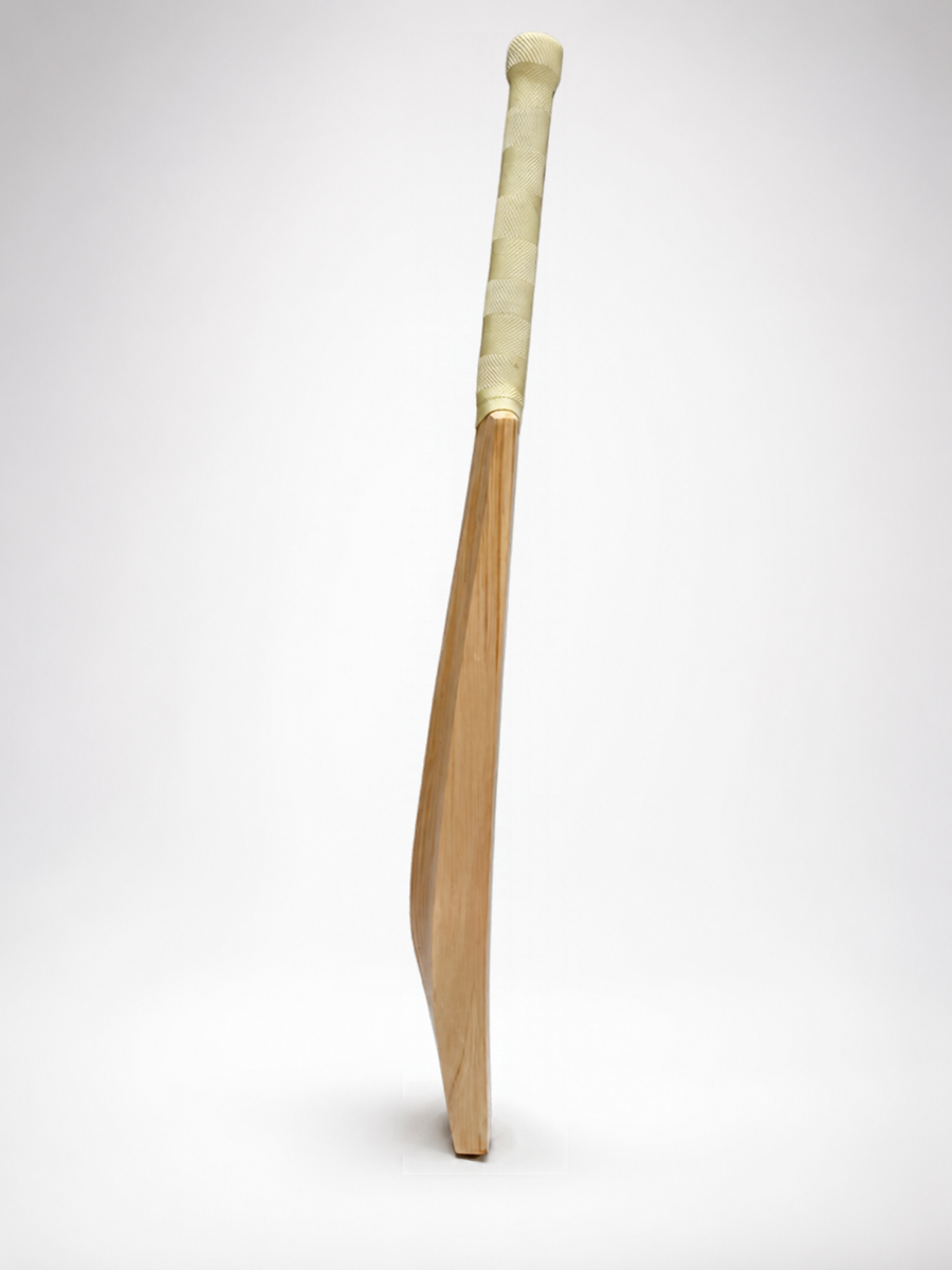 HK Performance Grade English Willow Cricket Bat #HK032 - Image 2