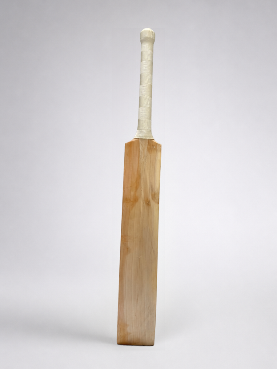 HK Performance Grade English Willow Cricket Bat #HK027 - Image 4