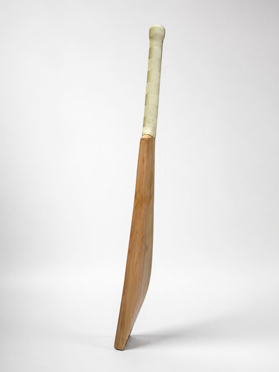 HK Performance Grade English Willow Cricket Bat #HK027 - Image 2